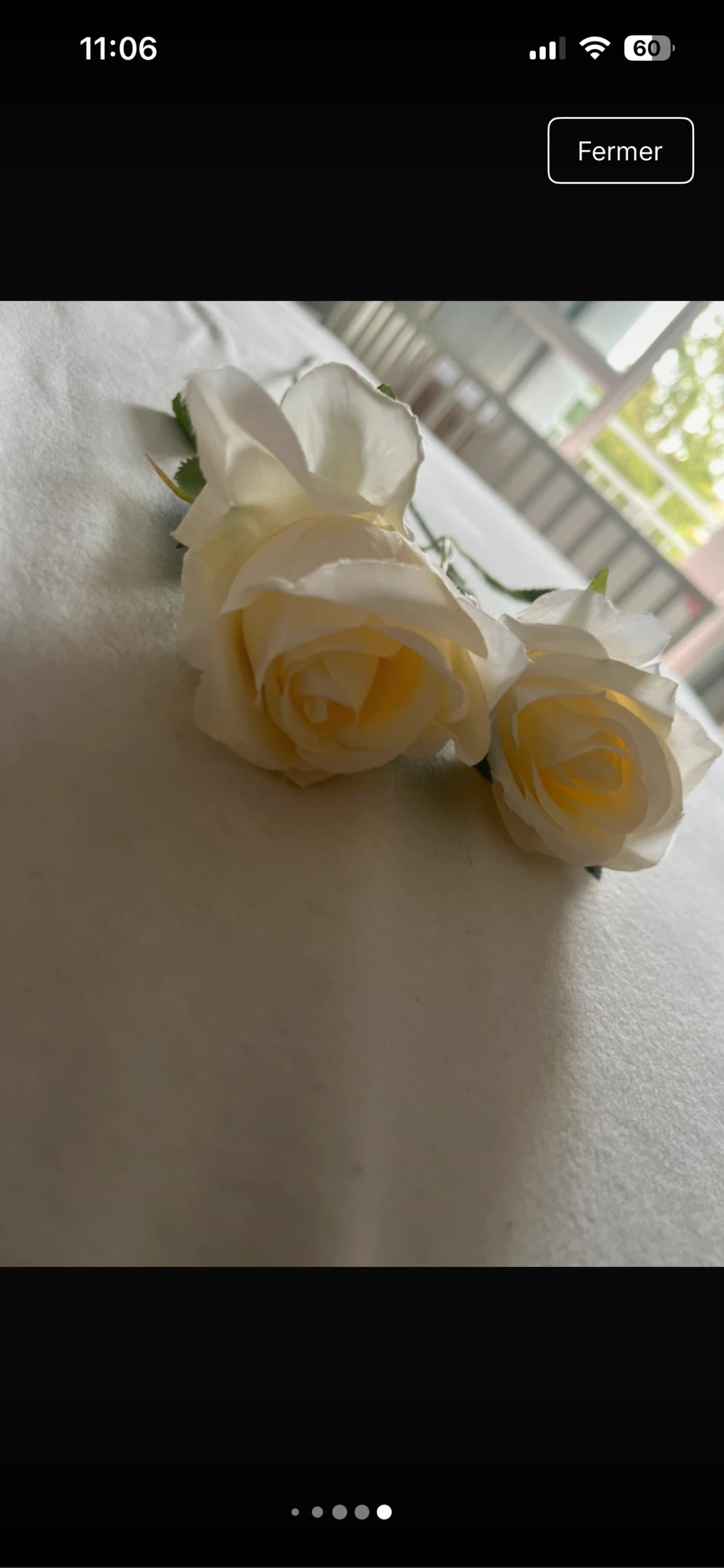 2 rosas de marfil en tela efecto realista – photo 5